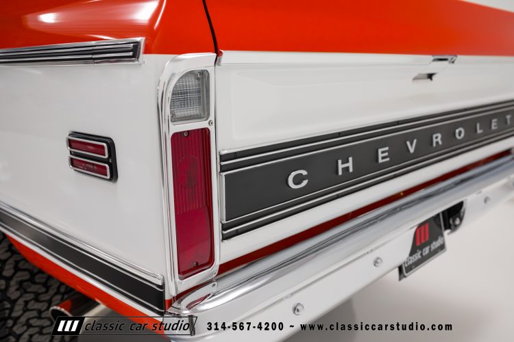 70_Chevrolet_K10_2211-37