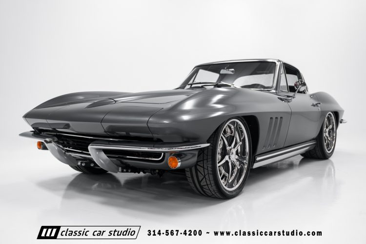 65_Chevrolet_Corvette_2219-15