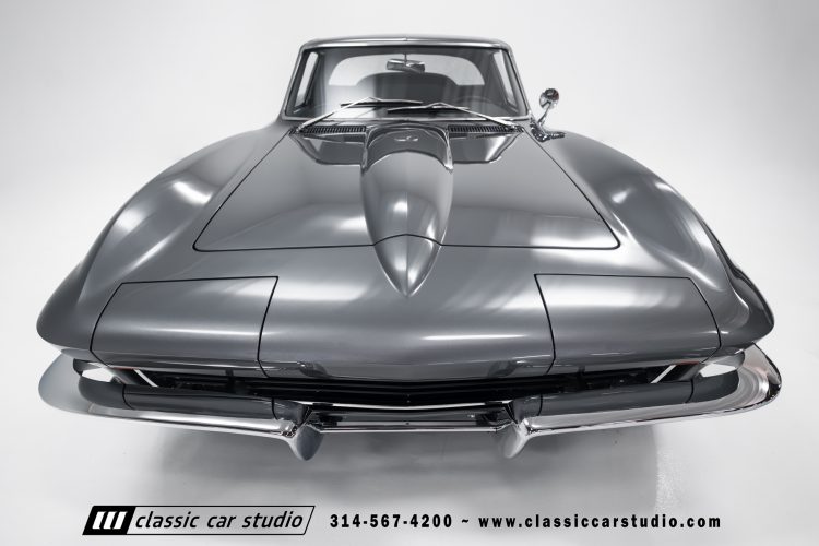 65_Chevrolet_Corvette_2219-20