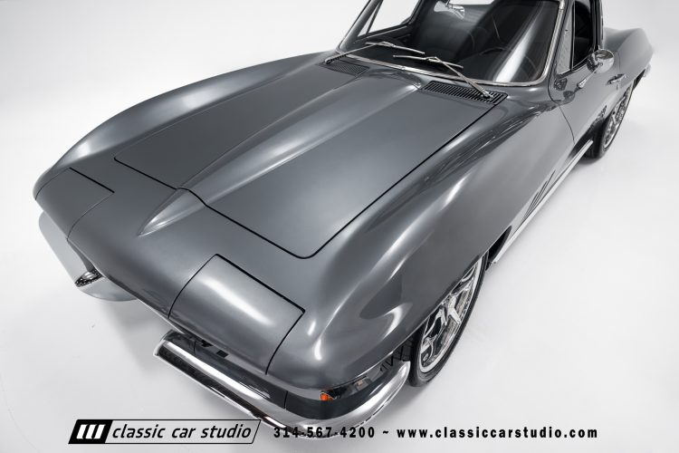 65_Chevrolet_Corvette_2219-22