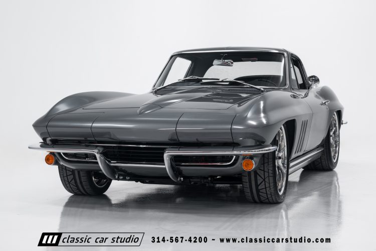 65_Chevrolet_Corvette_2219-4