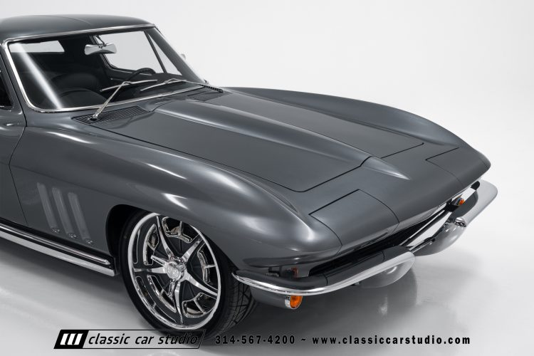 65_Chevrolet_Corvette_2219-88