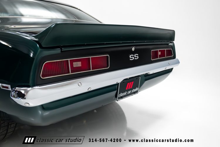 69_Chevrolet_Camaro_2223-51